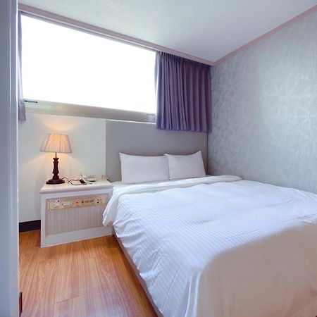 Chrysler Hotel Tajpej Zewnętrze zdjęcie
